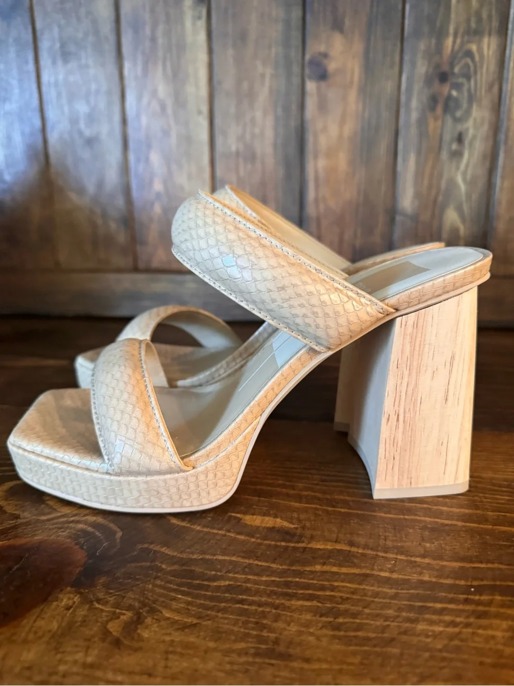 Dolce Vita Women's Neutral Snake-Texture Platform Sandals- light beige
